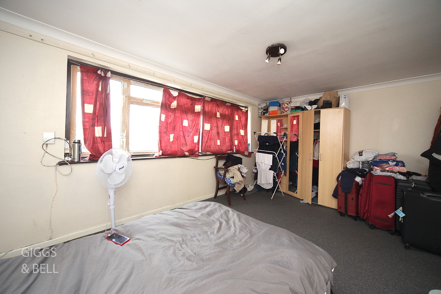 2 bed shop for sale in High Street, Bedfordshire  - Property Image 8