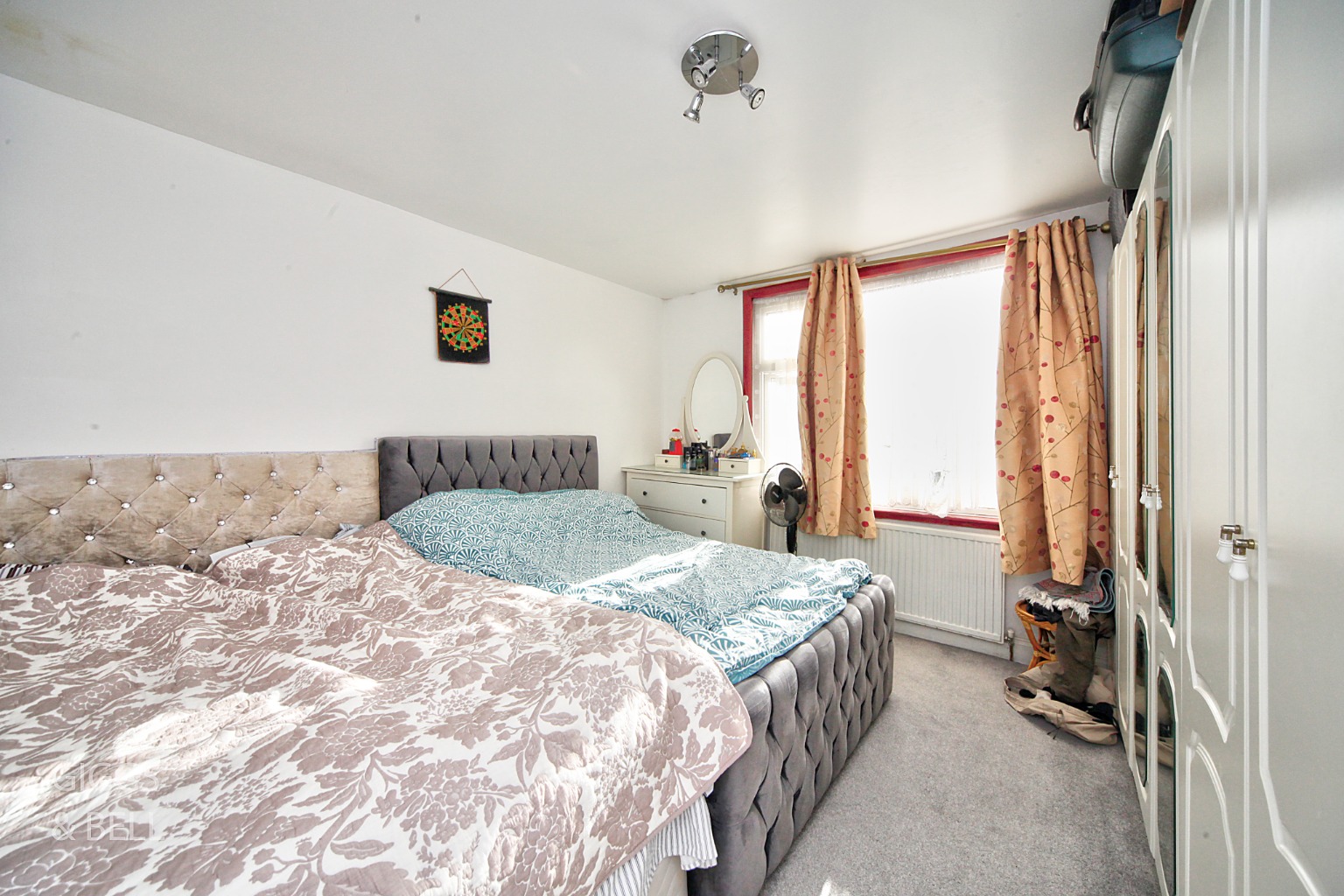 3 bed terraced house for sale in Austin Road, Bedfordshire  - Property Image 12