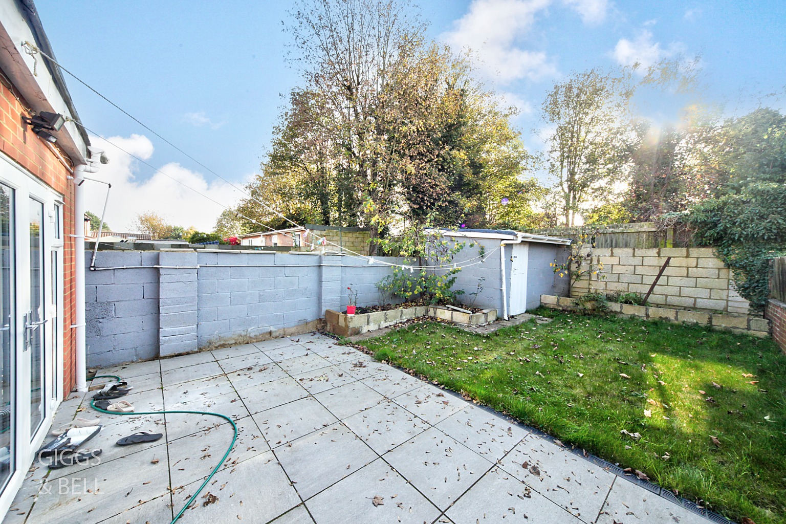 3 bed terraced house for sale in Austin Road, Bedfordshire  - Property Image 15