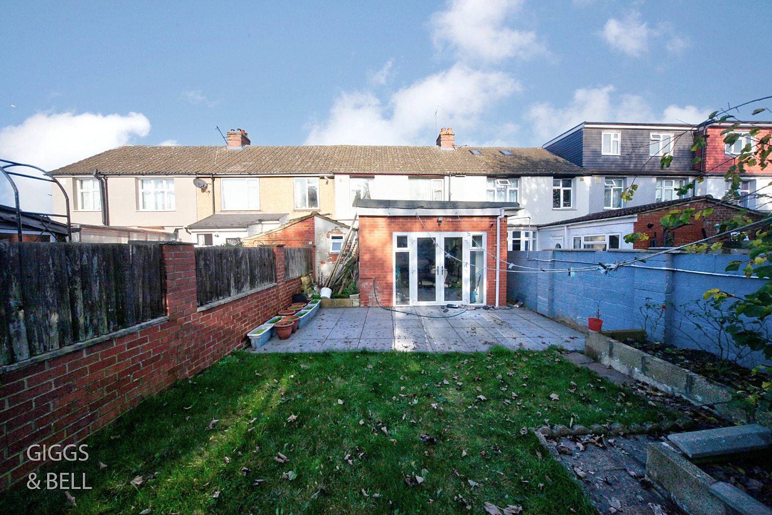 3 bed terraced house for sale in Austin Road, Bedfordshire  - Property Image 17