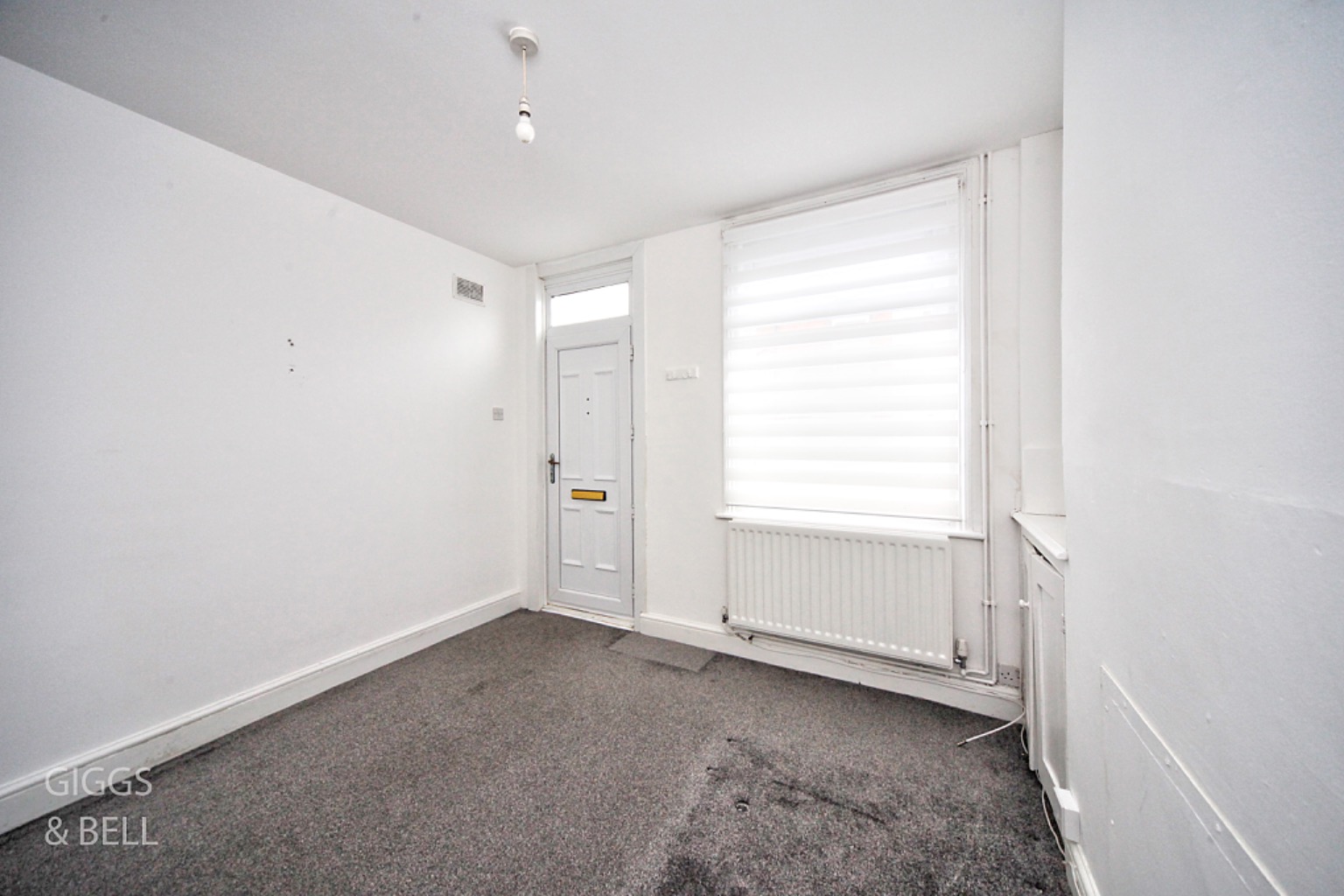 2 bed terraced house for sale in North Street, Luton 2