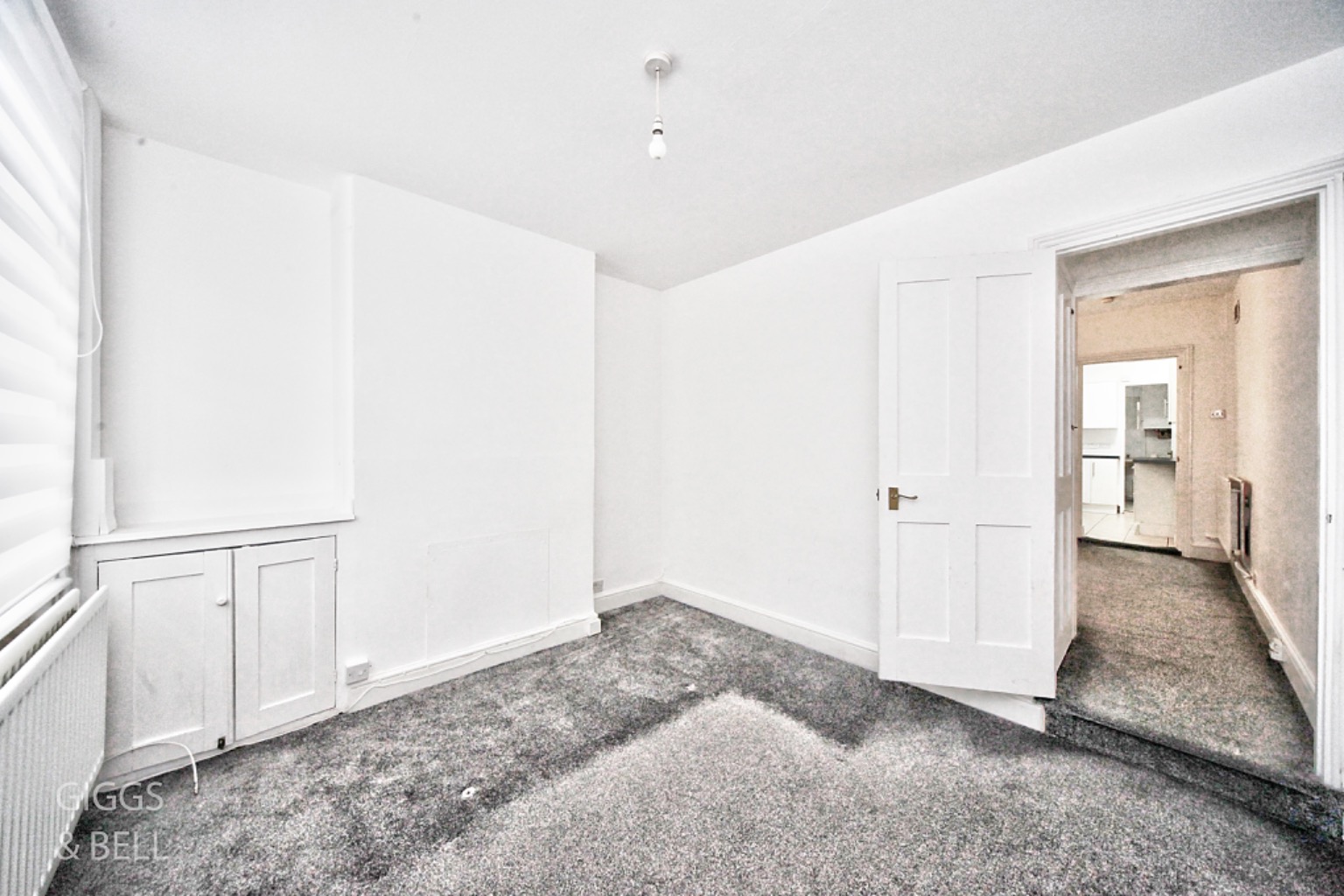 2 bed terraced house for sale in North Street, Luton 3