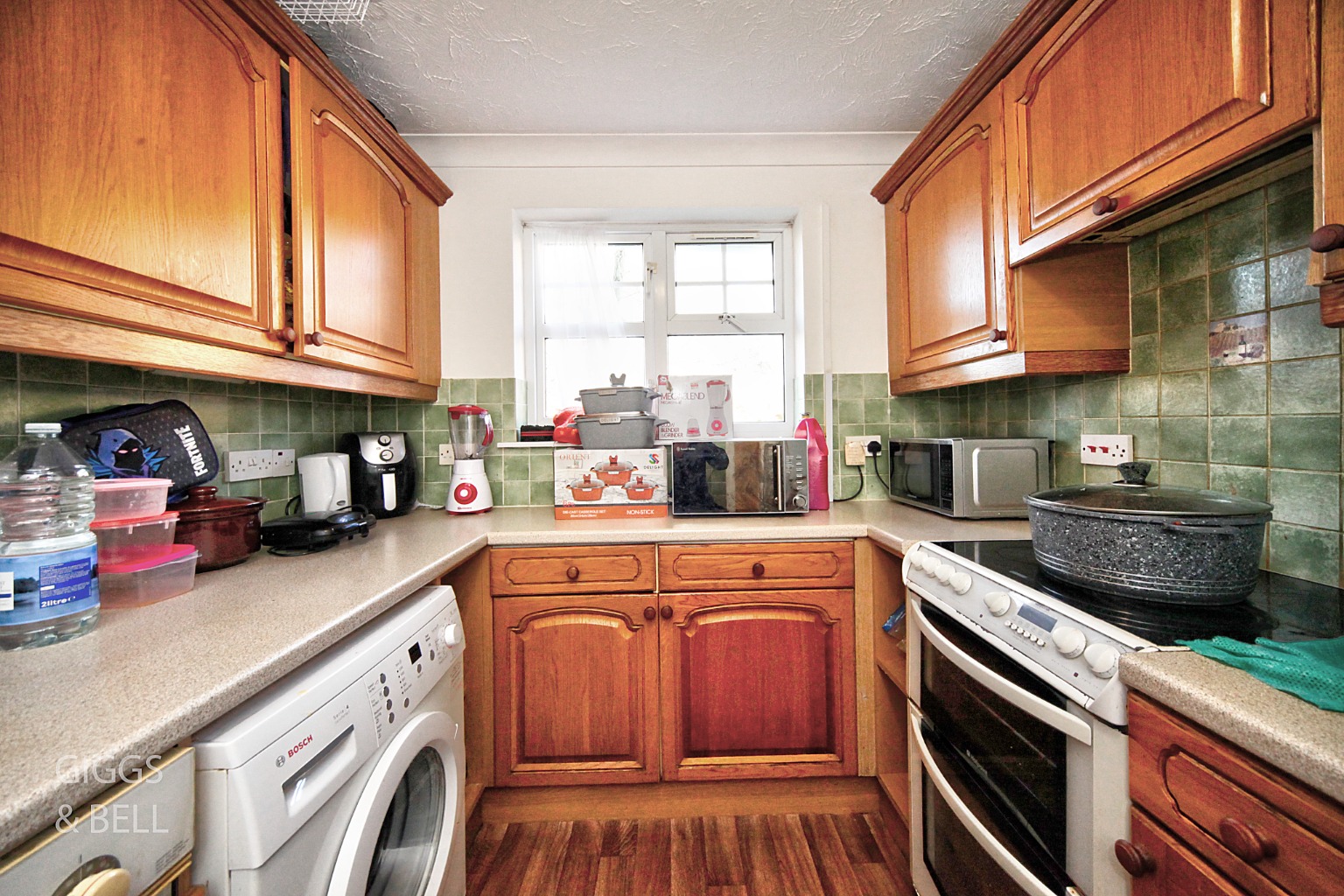 3 bed ground floor flat for sale, Luton 5