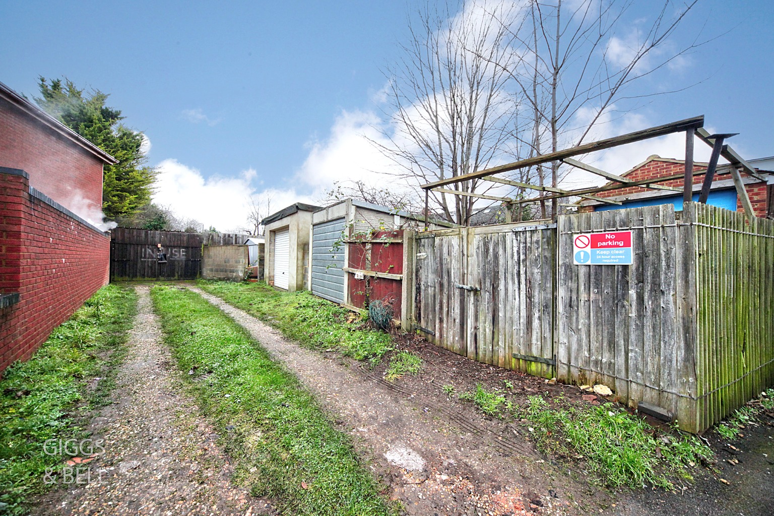 3 bed end of terrace house for sale in St Catherines Avenue, Luton 20