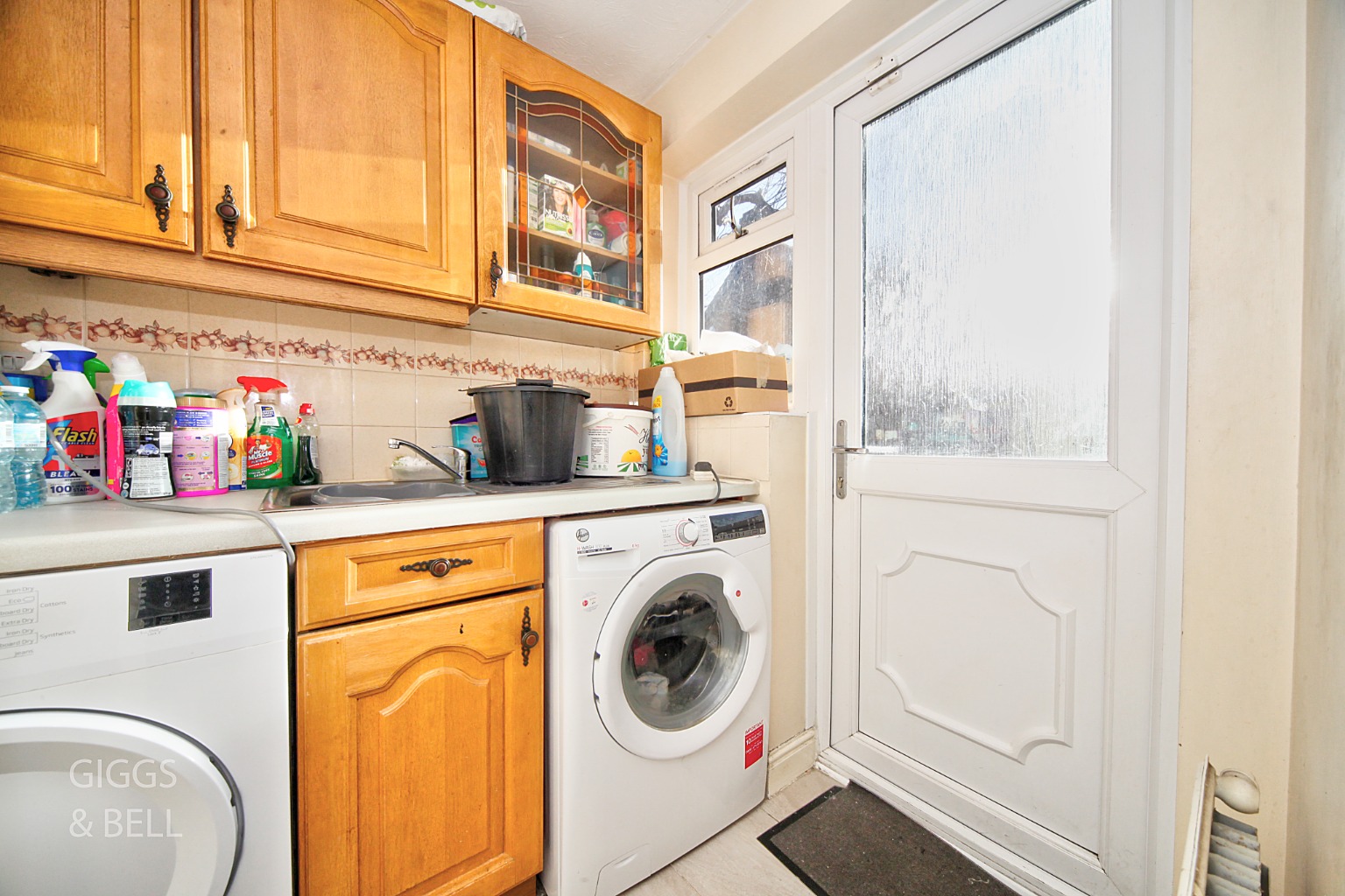 5 bed detached house for sale in Greenside Park, Luton 8