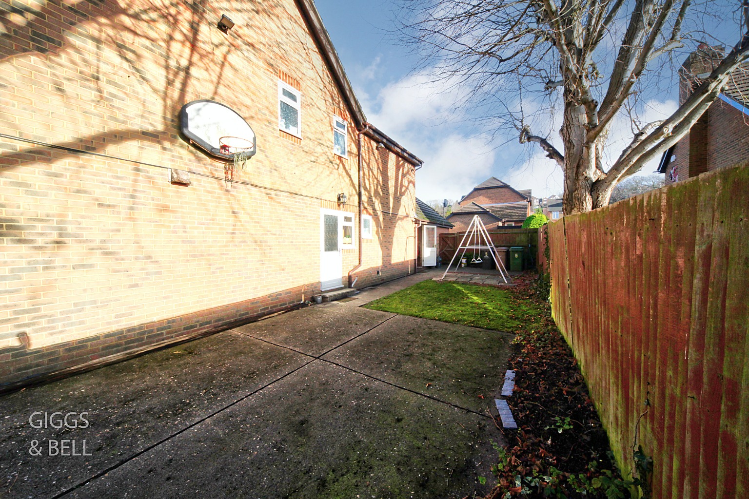 5 bed detached house for sale in Greenside Park, Luton  - Property Image 21