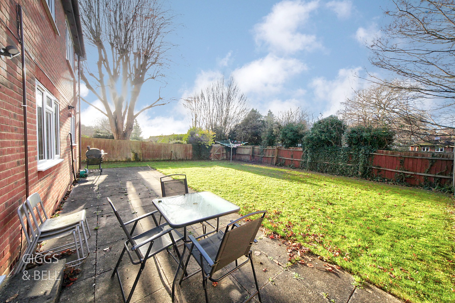 5 bed detached house for sale in Greenside Park, Luton 24