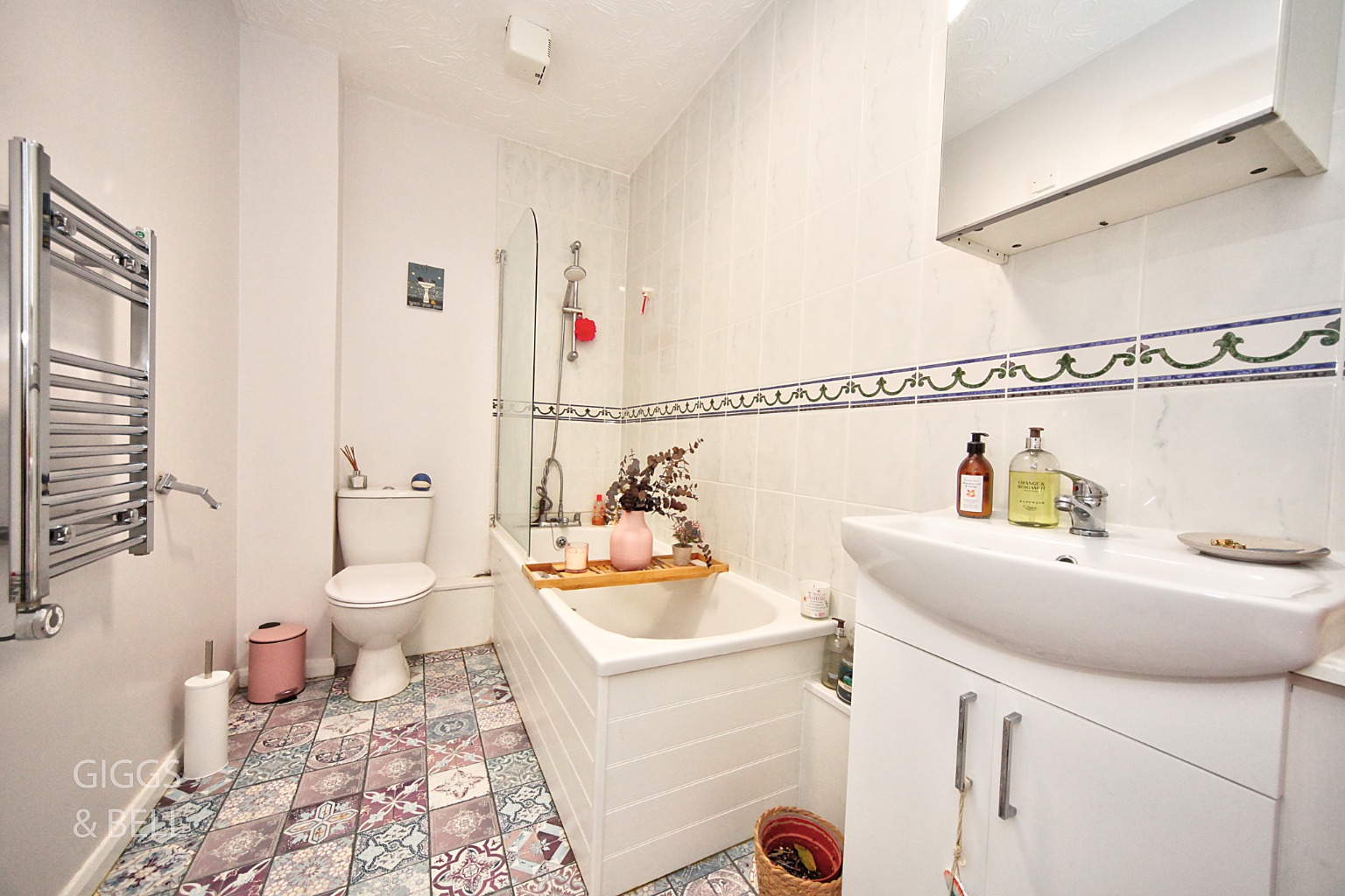 1 bed flat for sale, Luton  - Property Image 12