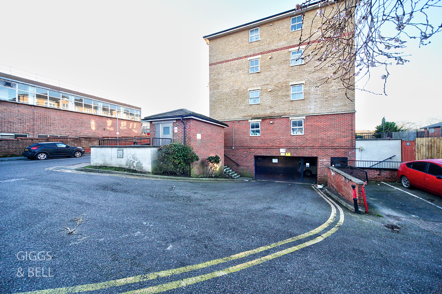 1 bed flat for sale, Luton 14