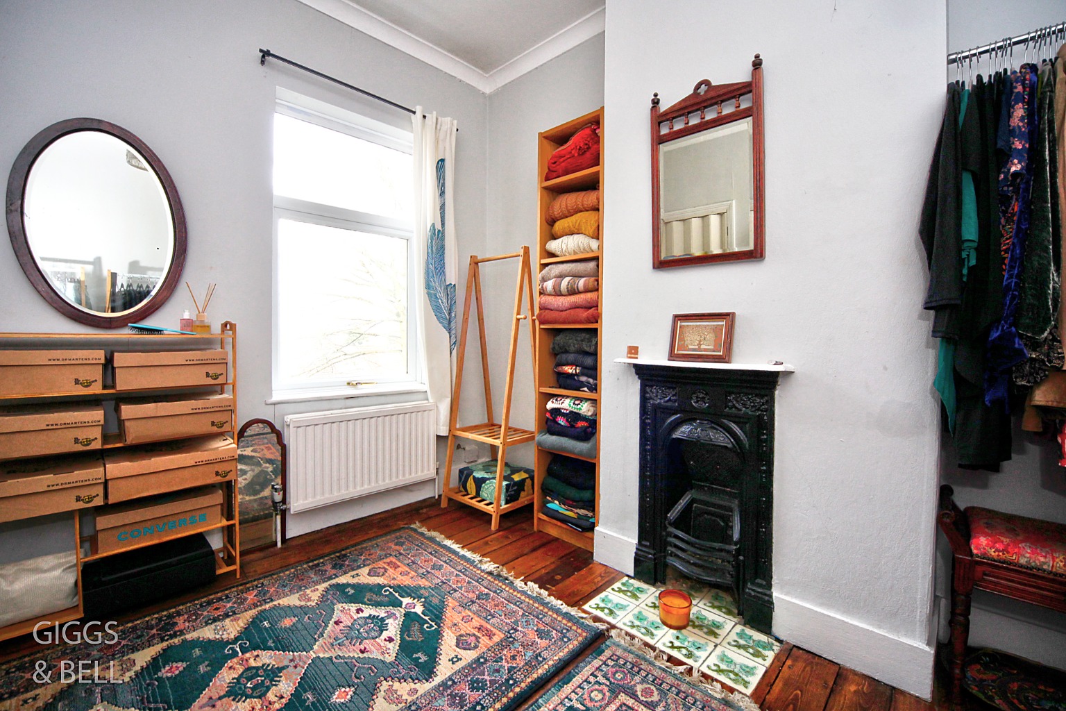 3 bed terraced house for sale in St Saviour's Crescent, Luton  - Property Image 12