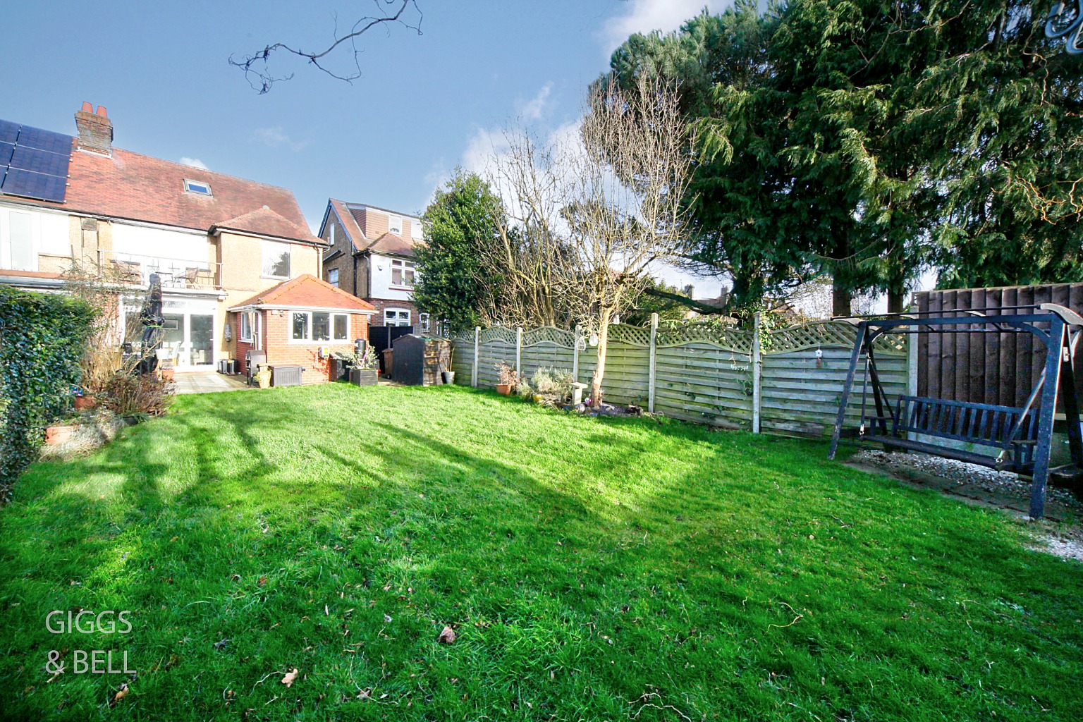 4 bed semi-detached house for sale in Whitehill Avenue, Luton  - Property Image 25