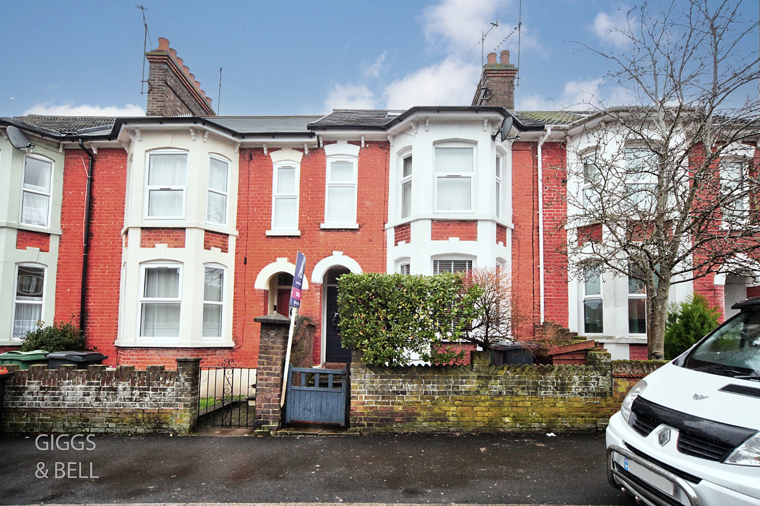 3 bed terraced house for sale in Burr Street, Dunstable, LU6 