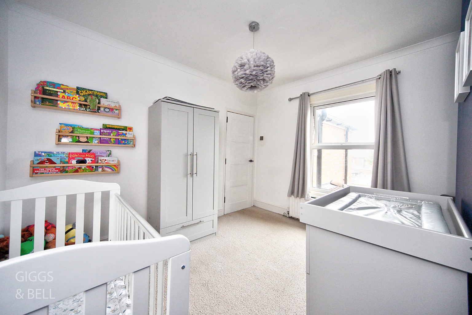 3 bed terraced house for sale in Burr Street, Dunstable 22