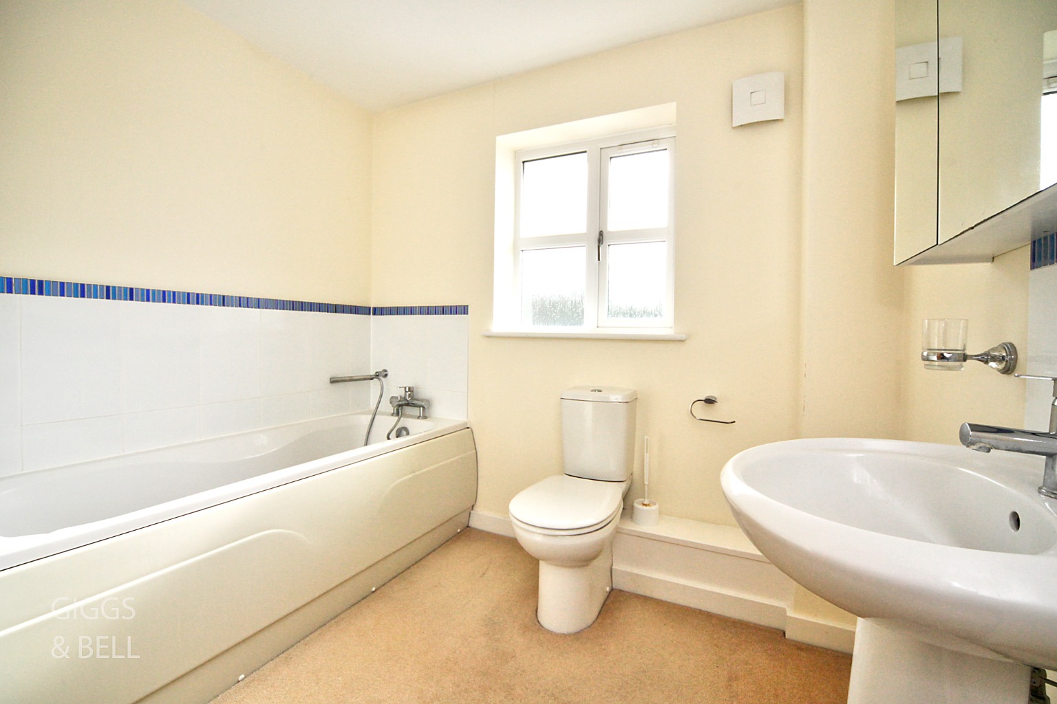 4 bed detached house for sale in Lambert Close, Luton  - Property Image 30