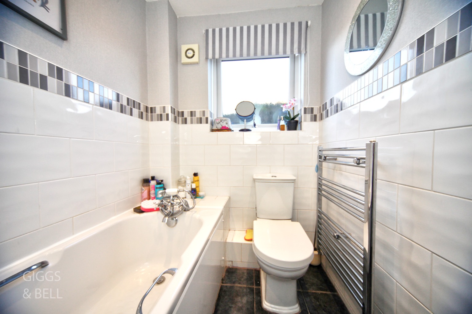 3 bed detached house for sale in Gooseberry Hill, Luton  - Property Image 12