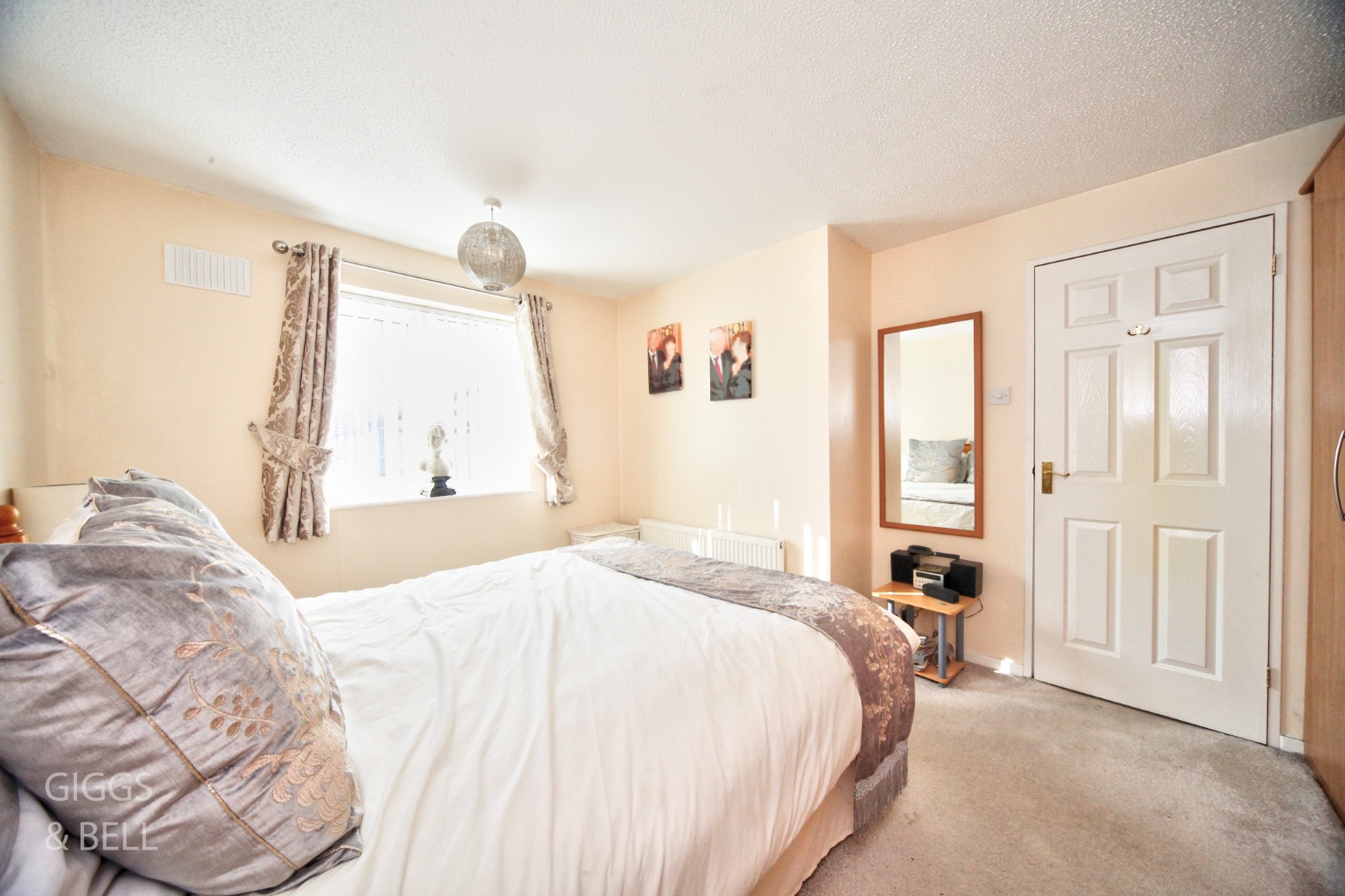 4 bed link detached house for sale in Corbridge Drive, Luton  - Property Image 11