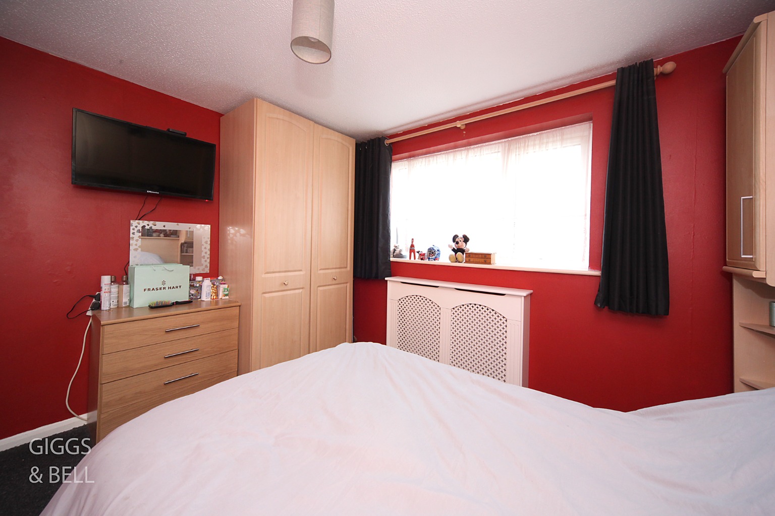 3 bed detached house for sale in Wolston Close, Luton  - Property Image 11