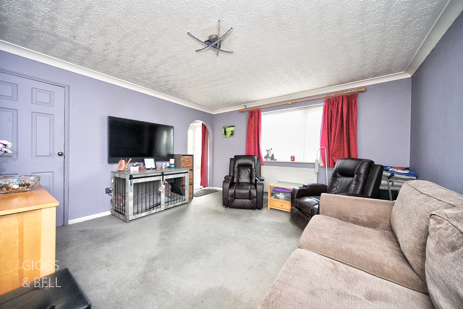 3 bed detached house for sale in Wolston Close, Luton 1