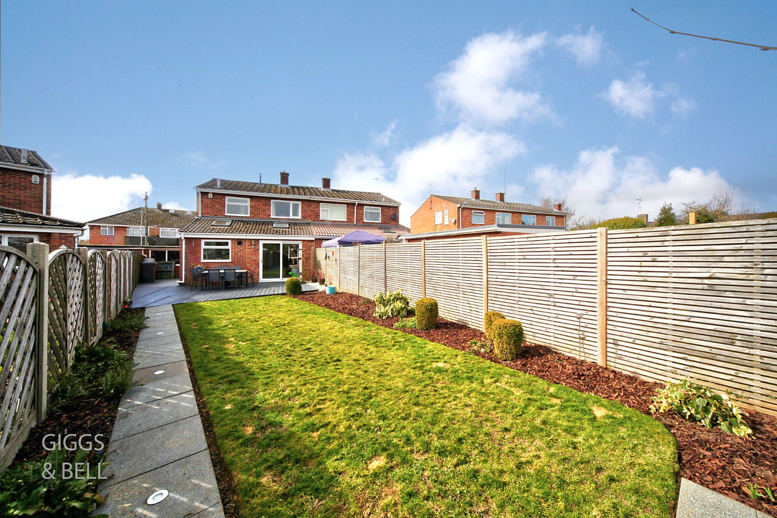 3 bed semi-detached house for sale in Holmbrook Avenue, Luton  - Property Image 23