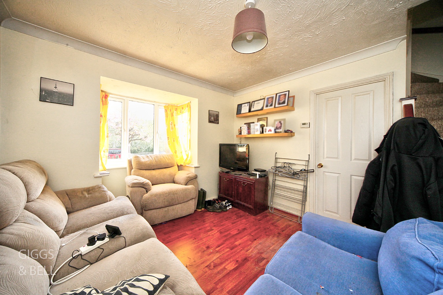 1 bed terraced house for sale in Lennox Green, Luton  - Property Image 3