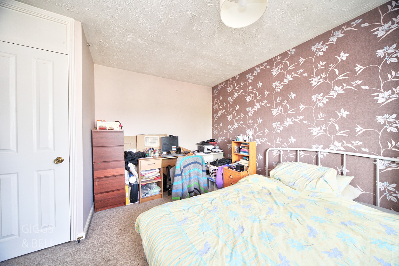 1 bed terraced house for sale in Lennox Green, Luton 8