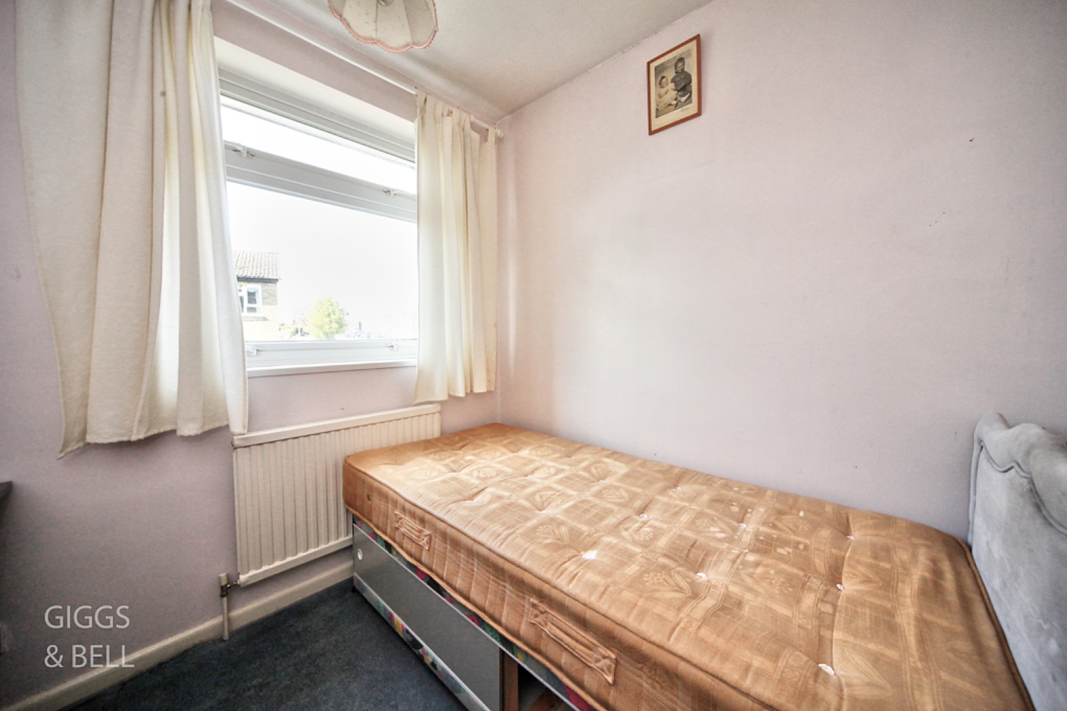 3 bed end of terrace house for sale in Keymer Close, Luton  - Property Image 13