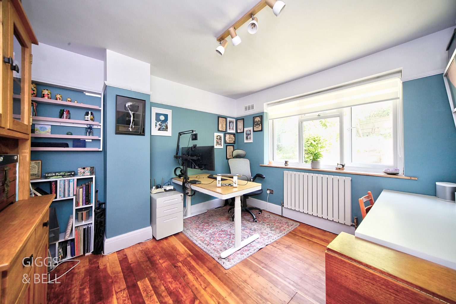 3 bed semi-detached house for sale in Knoll Rise, Luton  - Property Image 19