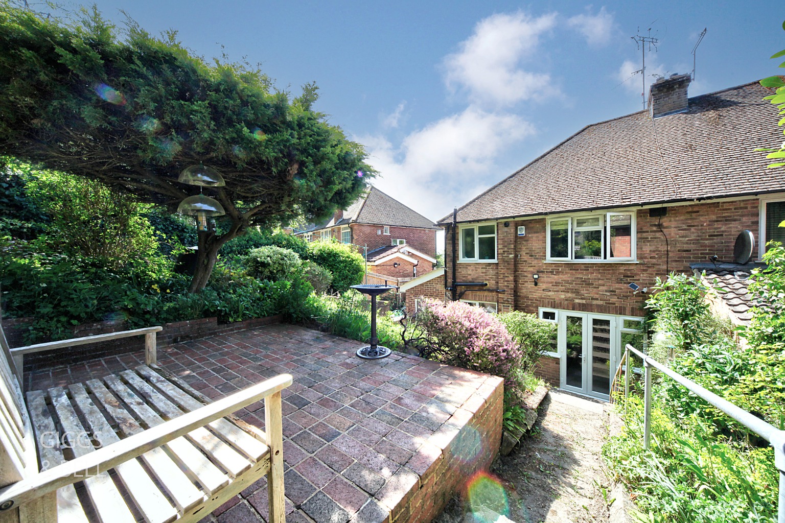 3 bed semi-detached house for sale in Knoll Rise, Luton  - Property Image 21