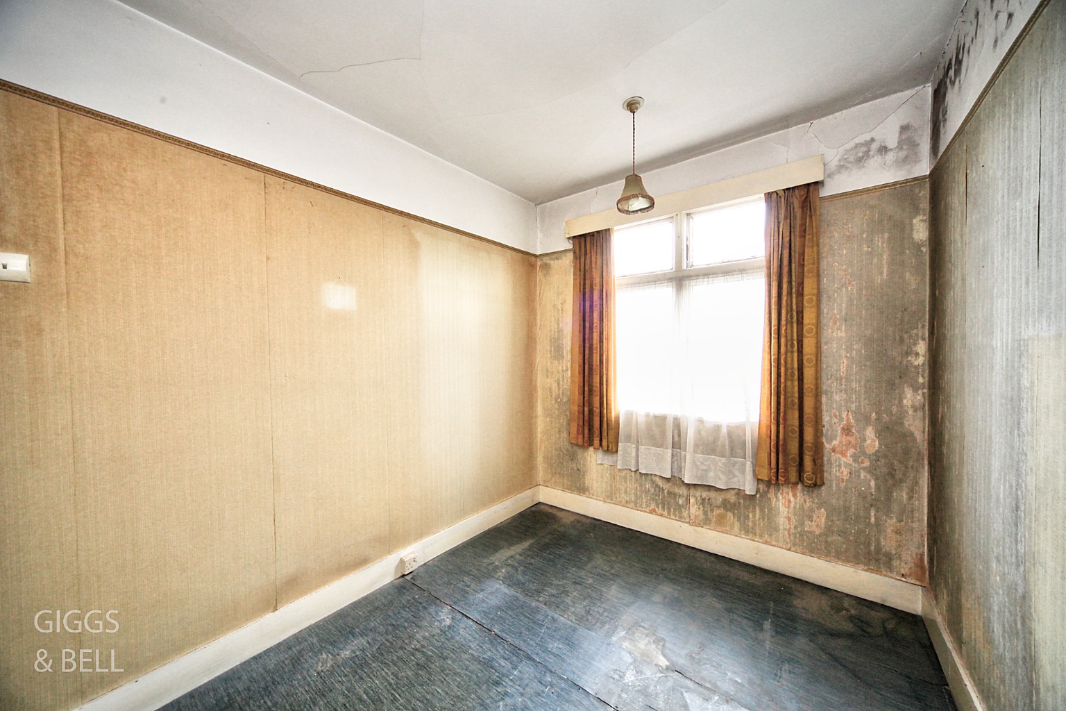 3 bed semi-detached house for sale in St Margarets Avenue, Luton  - Property Image 15