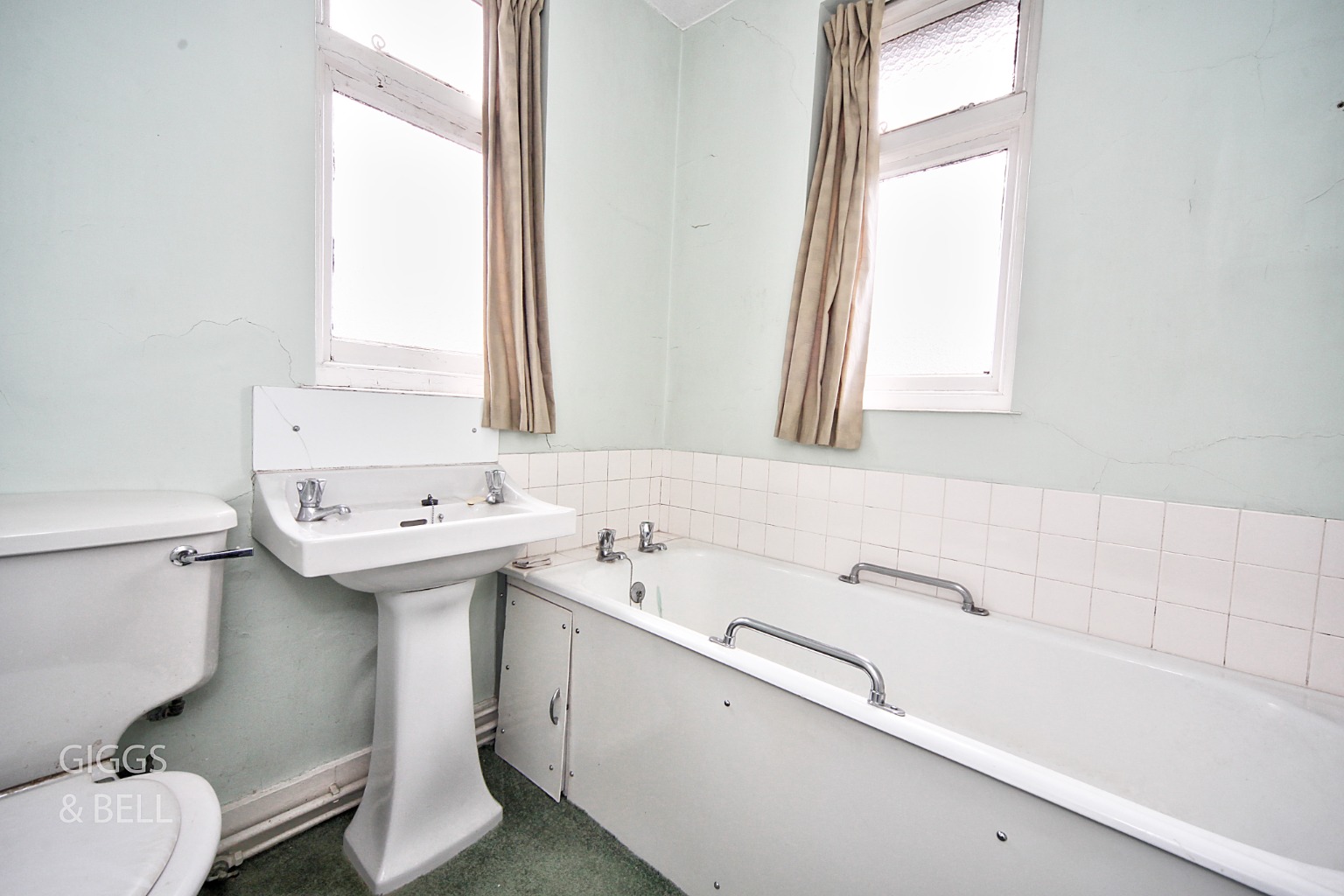3 bed semi-detached house for sale in St Margarets Avenue, Luton  - Property Image 16