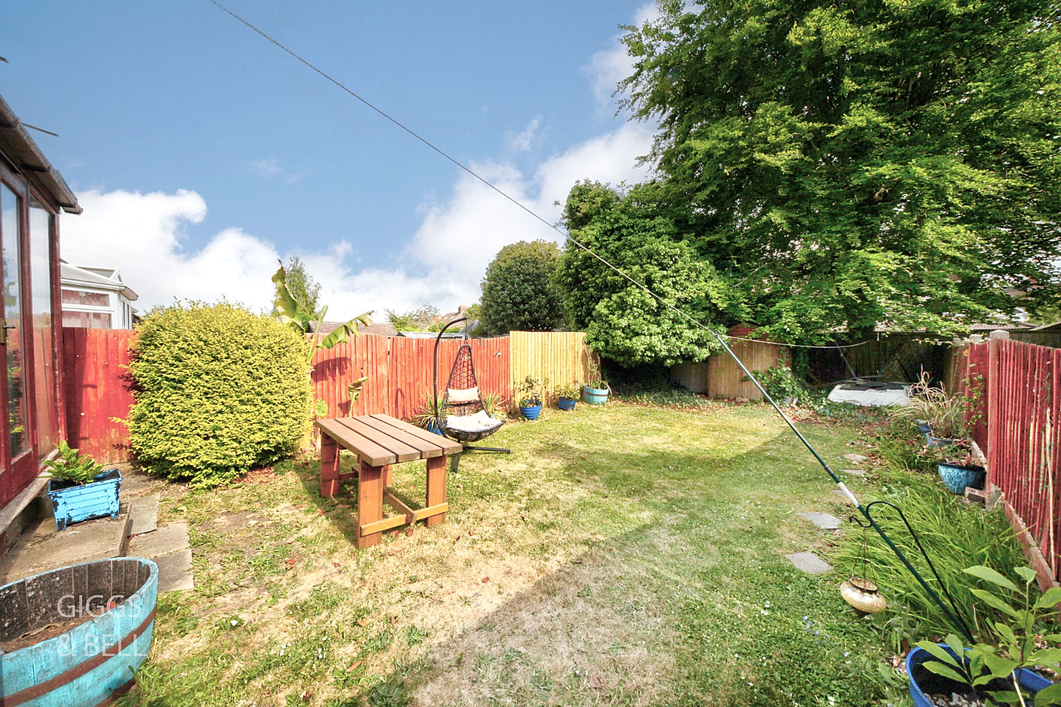 3 bed semi-detached house for sale in St Michael's Crescent, Luton  - Property Image 16