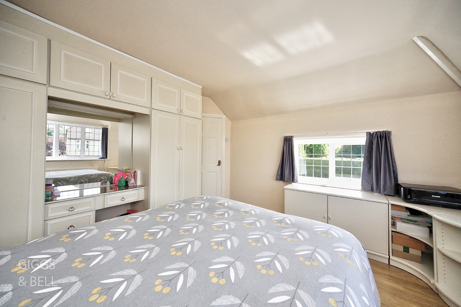 3 bed detached house for sale in Whitehill Avenue, Luton  - Property Image 14