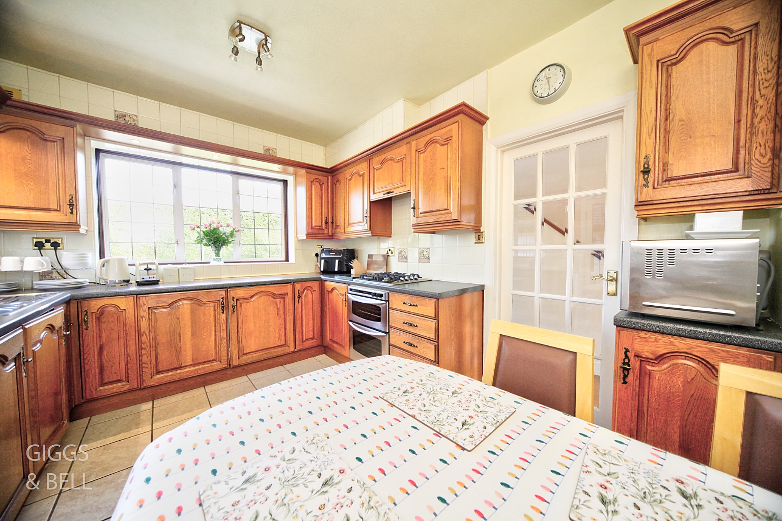 3 bed detached house for sale in Whitehill Avenue, Luton  - Property Image 10