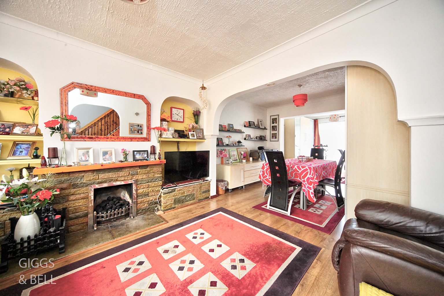 3 bed terraced house for sale in Wilsden Avenue, Luton  - Property Image 5