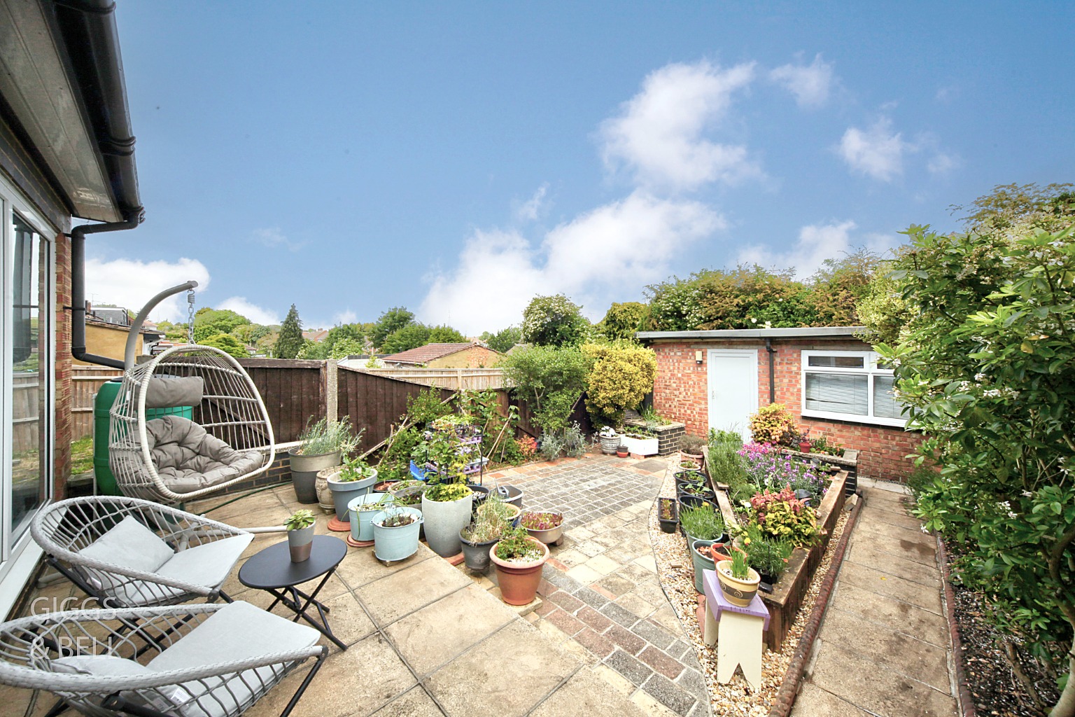 3 bed terraced house for sale in Wilsden Avenue, Luton  - Property Image 25