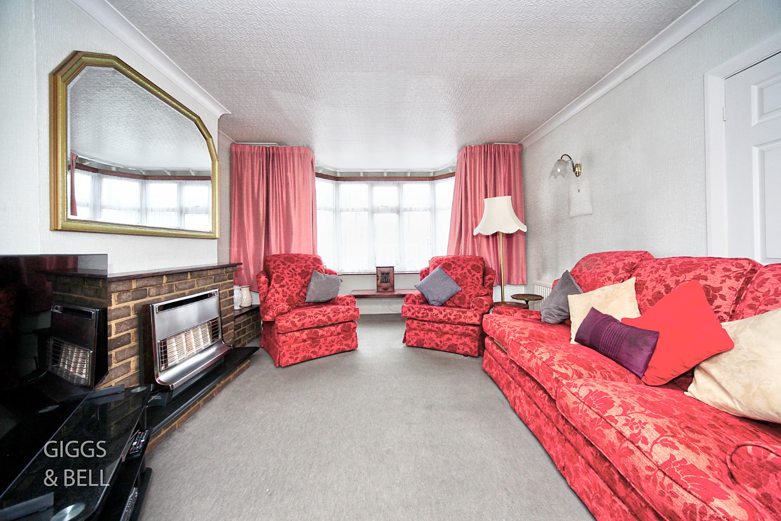 3 bed semi-detached house for sale in St Margarets Avenue, Luton 1