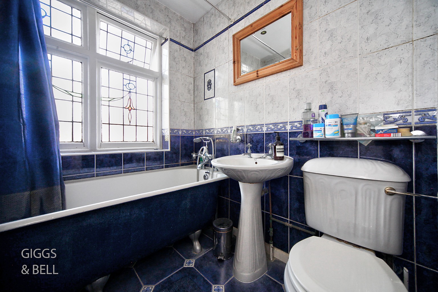 3 bed semi-detached house for sale in Marston Gardens, Luton  - Property Image 14