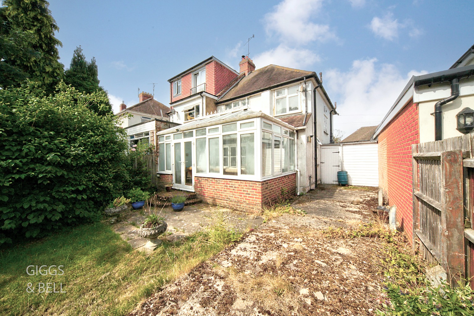 3 bed semi-detached house for sale in Marston Gardens, Luton  - Property Image 16