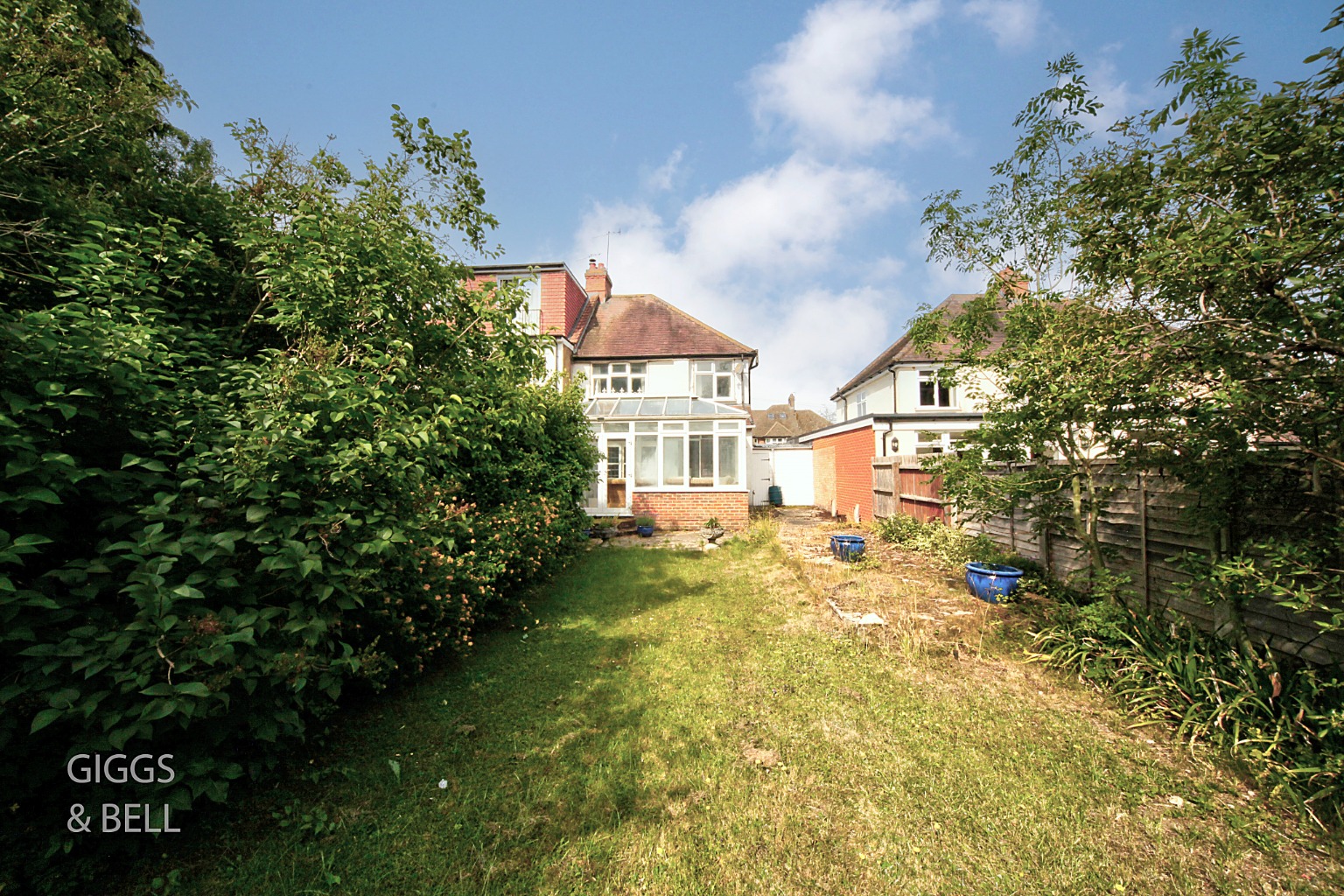 3 bed semi-detached house for sale in Marston Gardens, Luton  - Property Image 17