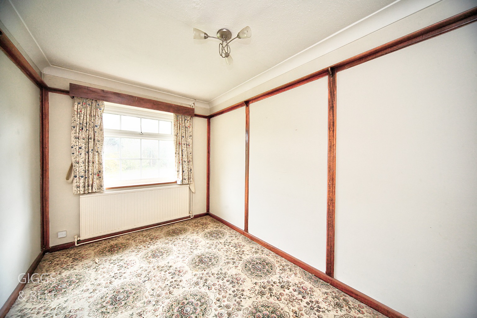2 bed detached bungalow for sale in Sedbury Close, Luton  - Property Image 9