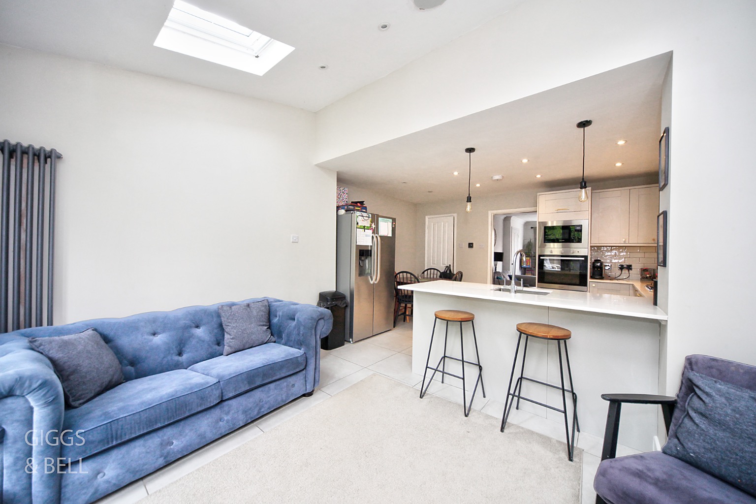 3 bed semi-detached house for sale in Troon Gardens, Luton 6