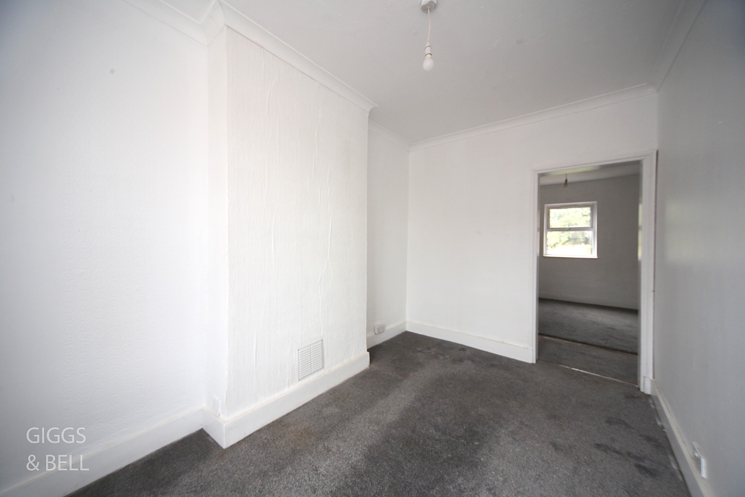 4 bed terraced house for sale in Cowper Street, Luton  - Property Image 13