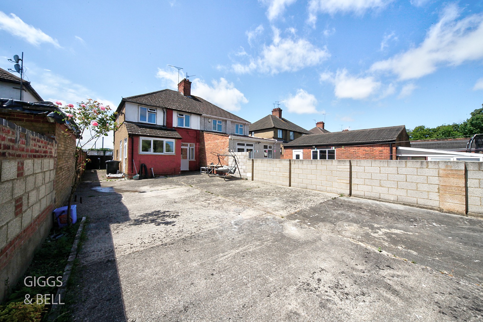 3 bed semi-detached house for sale in Leagrave Road, Luton 9