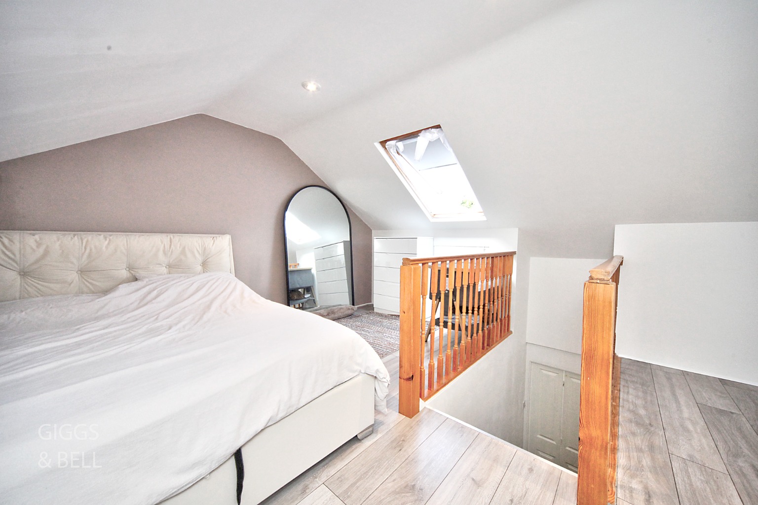 2 bed flat for sale in Salisbury Road, Luton  - Property Image 11