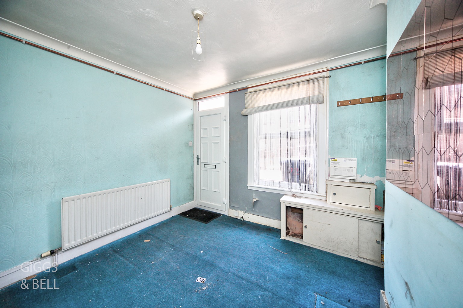 2 bed terraced house for sale in Ashton Road, Luton  - Property Image 2