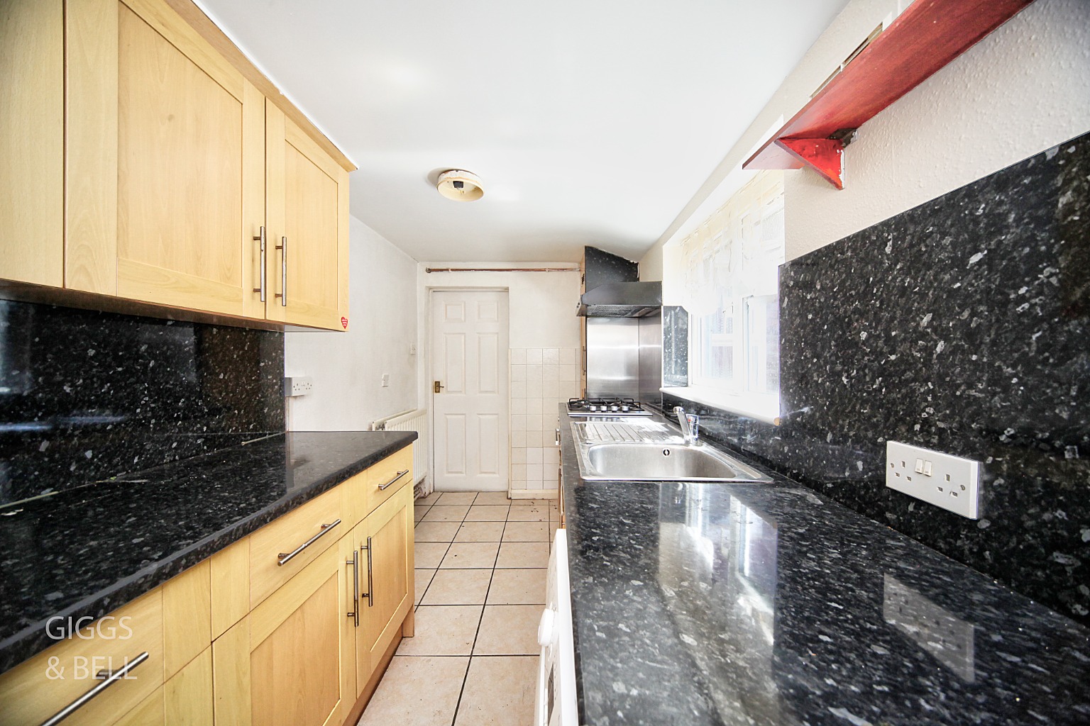 2 bed terraced house for sale in Ashton Road, Luton  - Property Image 7