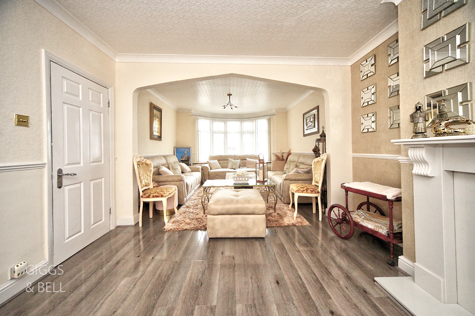 5 bed semi-detached house for sale in Nunnery Lane, Luton  - Property Image 5