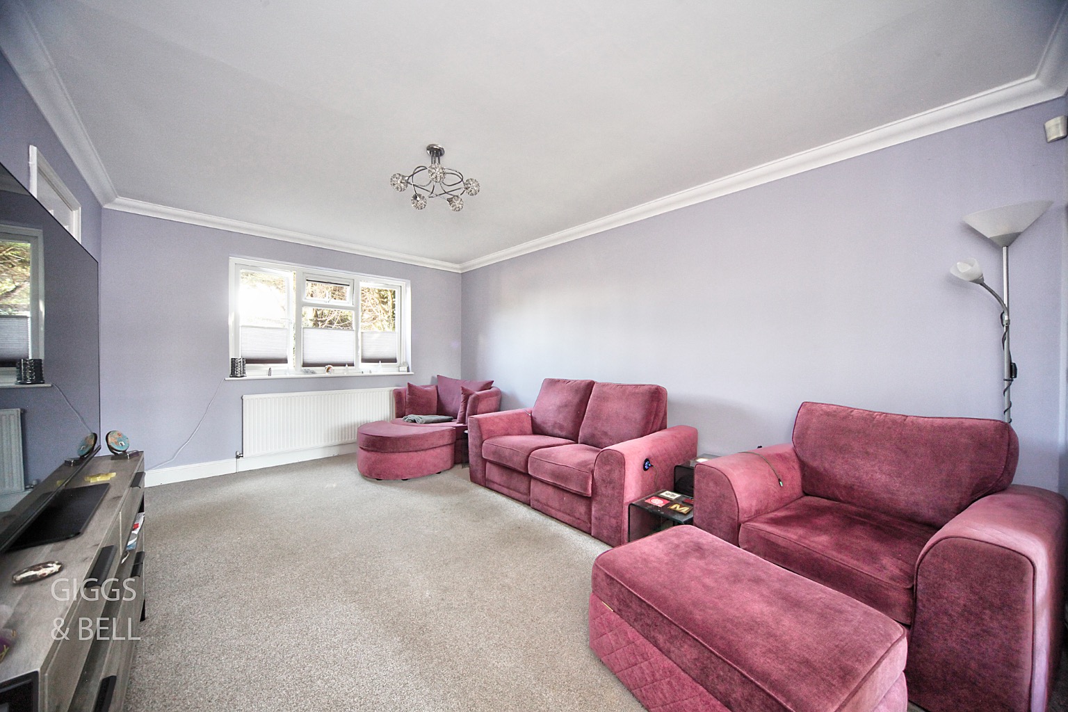 4 bed detached house for sale in Farley Hill, Luton  - Property Image 3