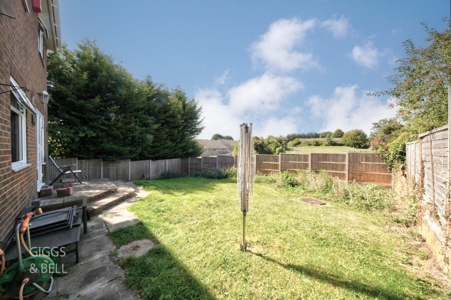 4 bed detached house for sale in Farley Hill, Luton  - Property Image 19