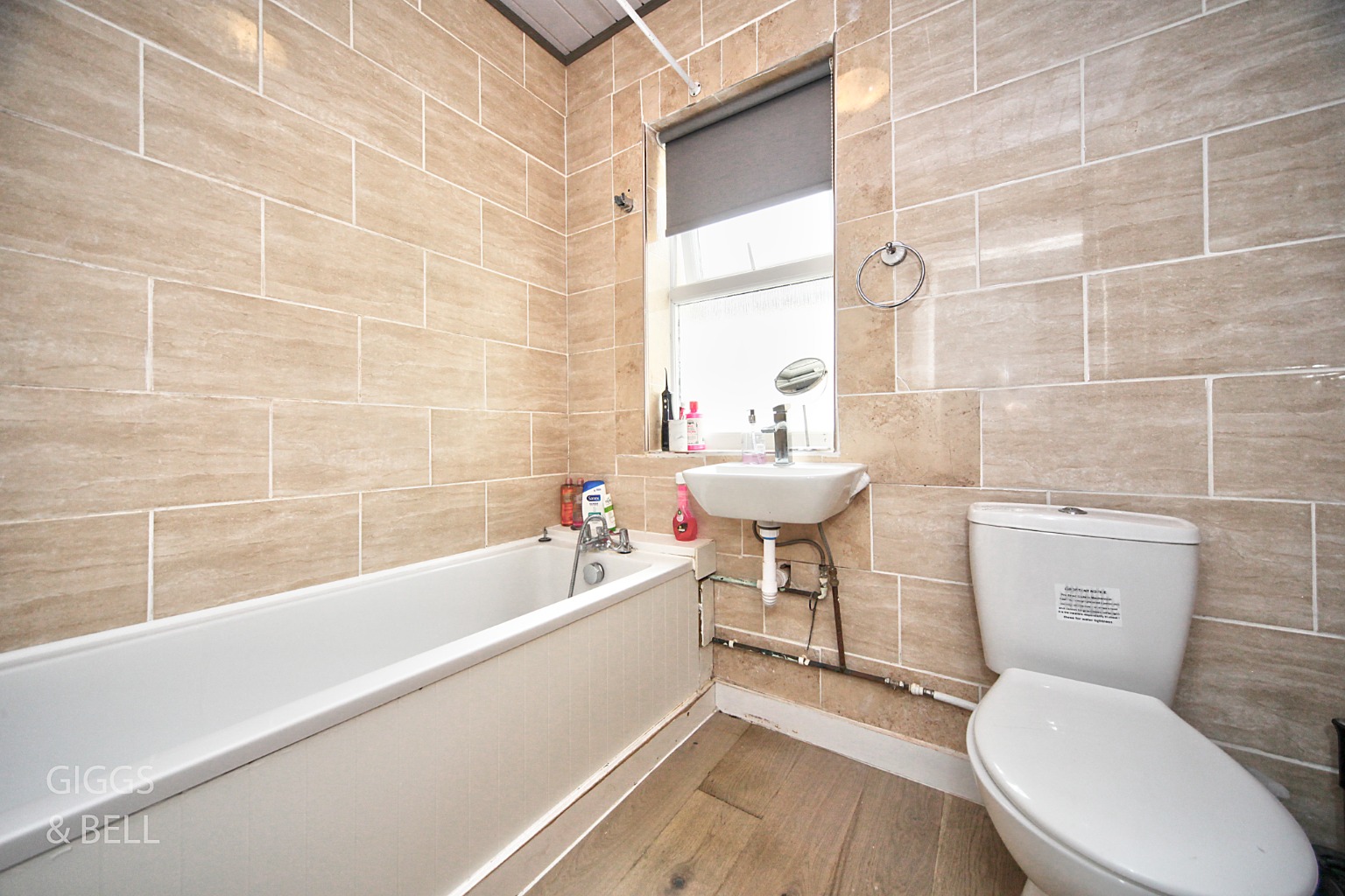 3 bed end of terrace house for sale in Chatsworth Road, Luton  - Property Image 14